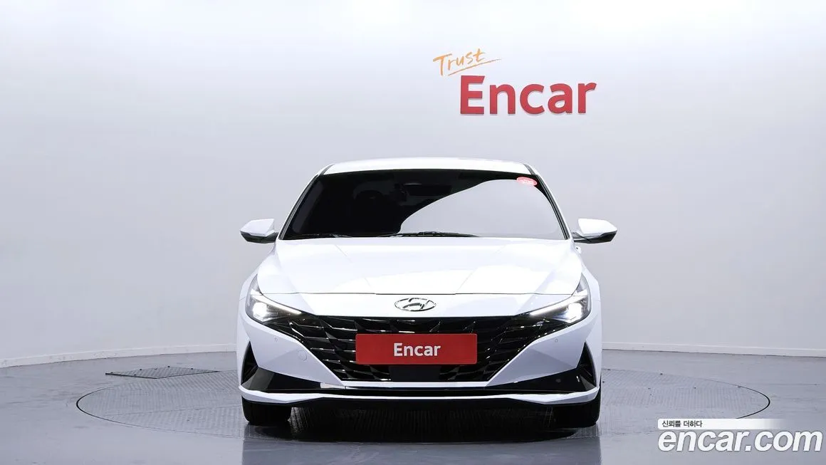 Hyundai AVANTE — фото 3
