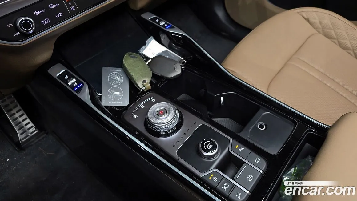 Kia Sorento — фото 9