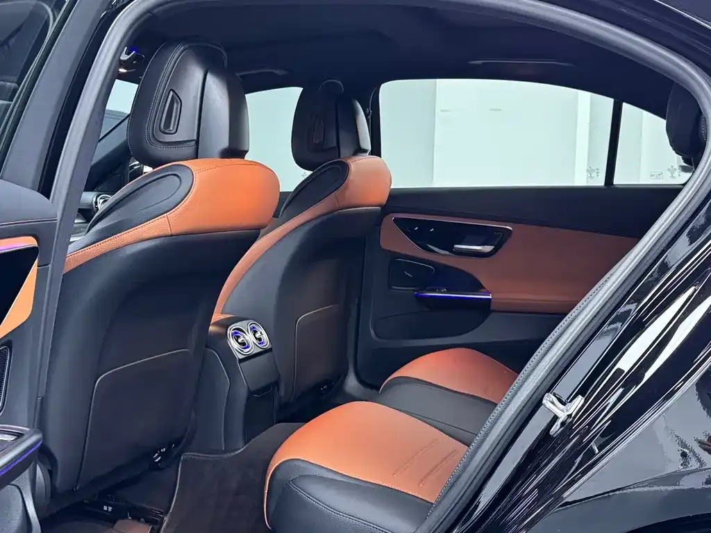 Mercedes-Benz C-Class 2023 из CN, фото 8