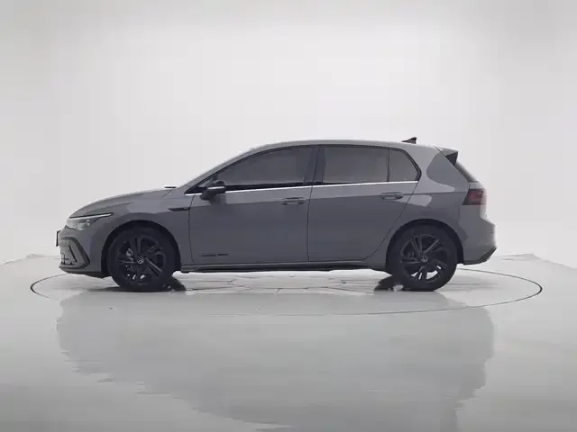 Volkswagen Golf 2022 из CN, фото 7