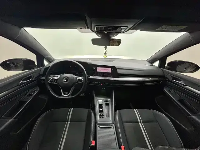 Volkswagen Golf 2022 из CN, фото 9