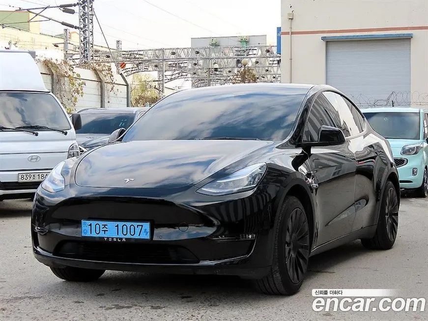 Tesla Model Y 2021 из KR, фото 2