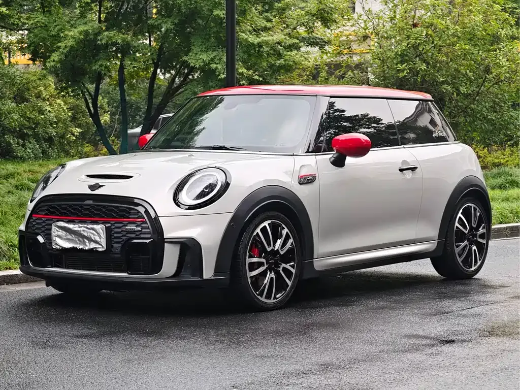 MINI JCW (John Cooper Works)