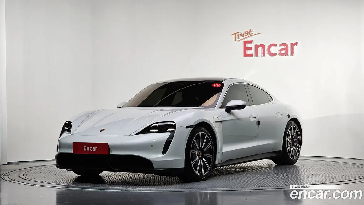 Porsche Taycan 2021 из KR, фото 1