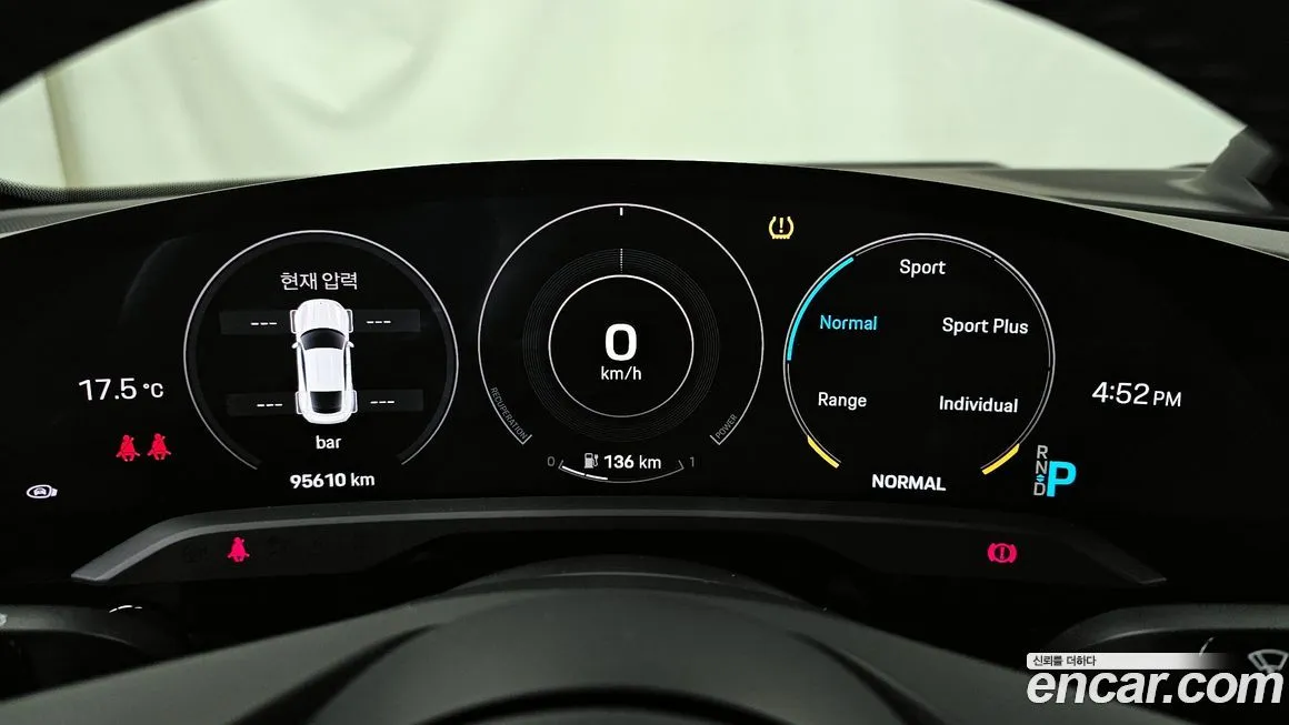 Porsche Taycan 2021 из KR, фото 8