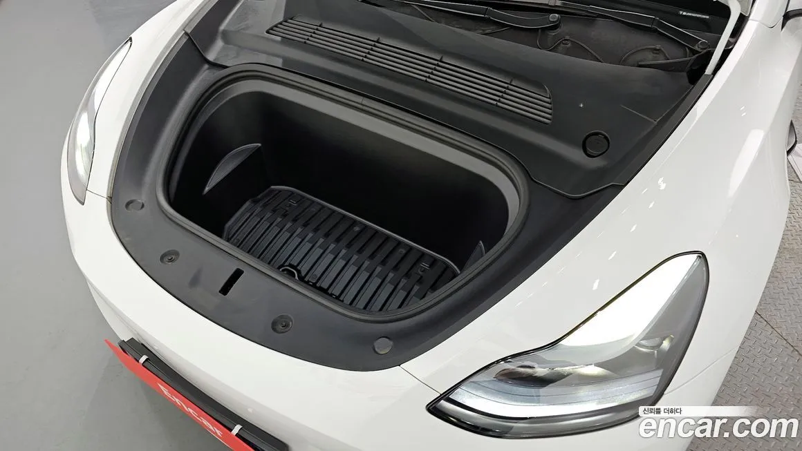 Tesla Model Y 2023 из KR, фото 6