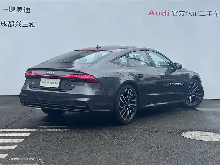 Audi A7 2024 из CN, фото 4