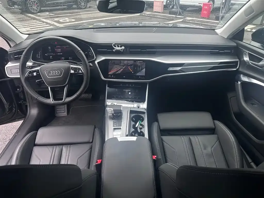 Audi A7 2024 из CN, фото 6