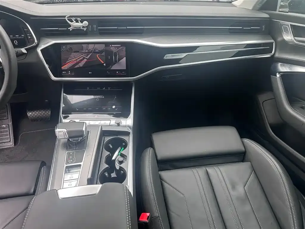 Audi A7 2024 из CN, фото 9