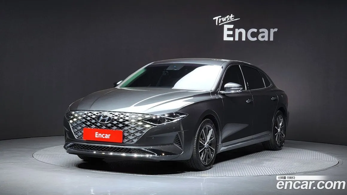 Hyundai Grandeur — фото 1