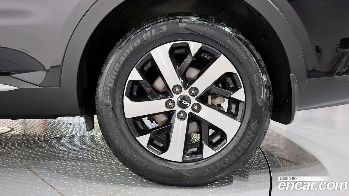 Kia Sorento — фото 5