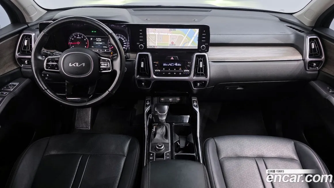 Kia Sorento — фото 7