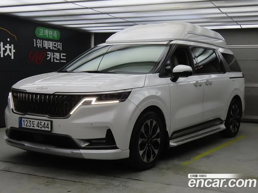 Kia Carnival — фото 1