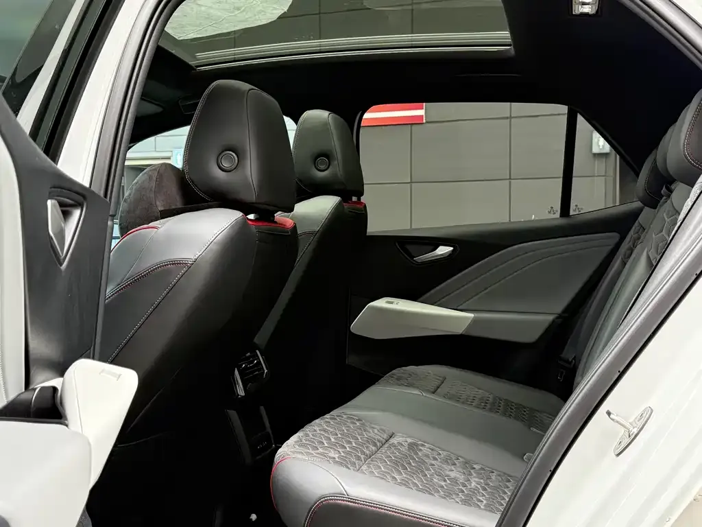 Volkswagen ID.3 2025 из CN, фото 6