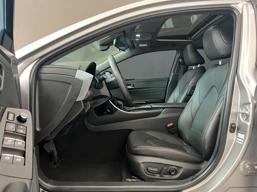 Toyota Avalon 2021 из CN, фото 5
