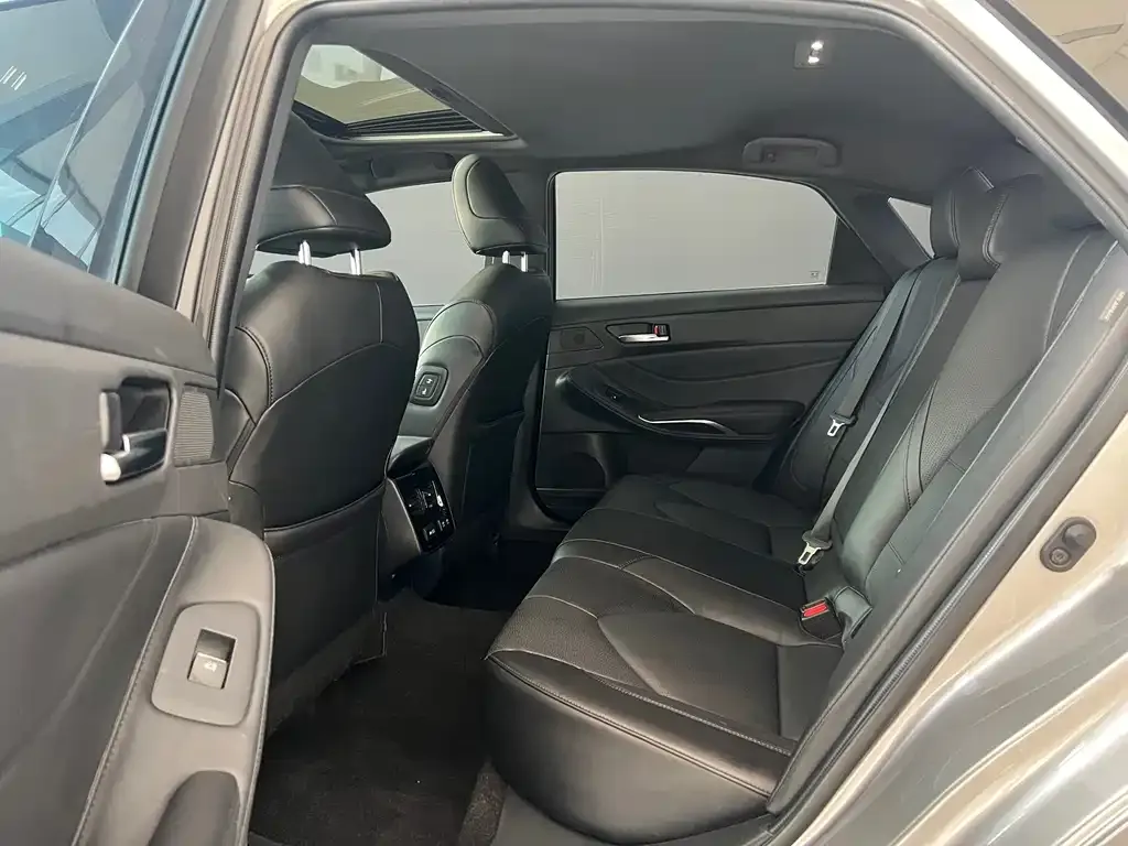 Toyota Avalon 2021 из CN, фото 6