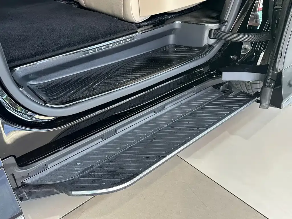 Toyota Alphard 2025 из CN, фото 10