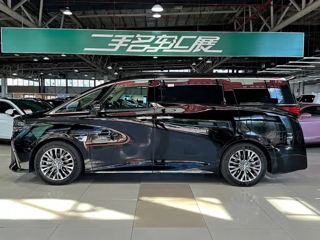 Toyota Alphard 2025 из CN, фото 3