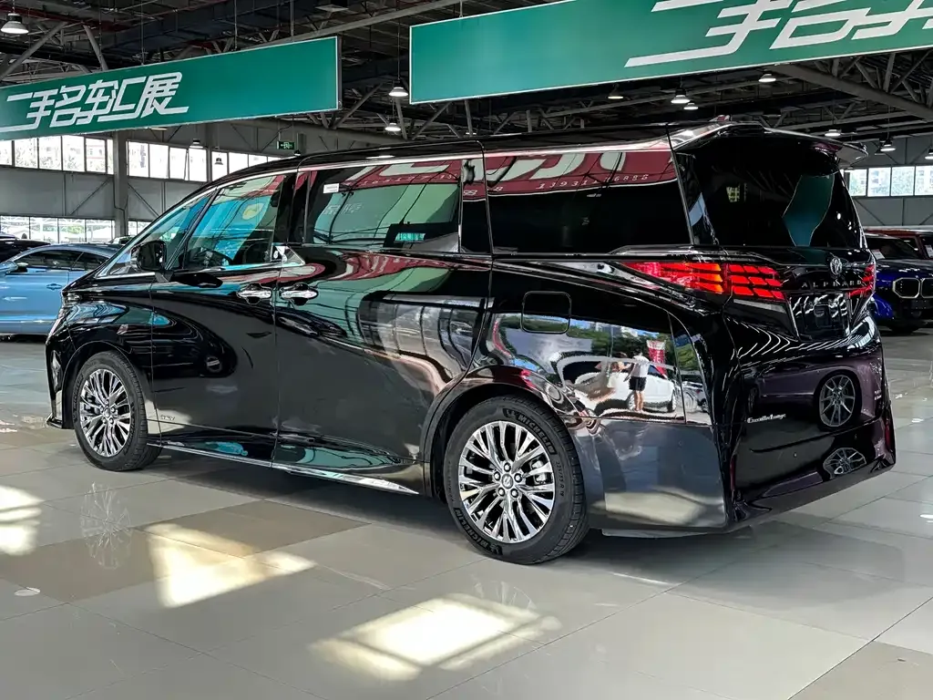 Toyota Alphard 2025 из CN, фото 4
