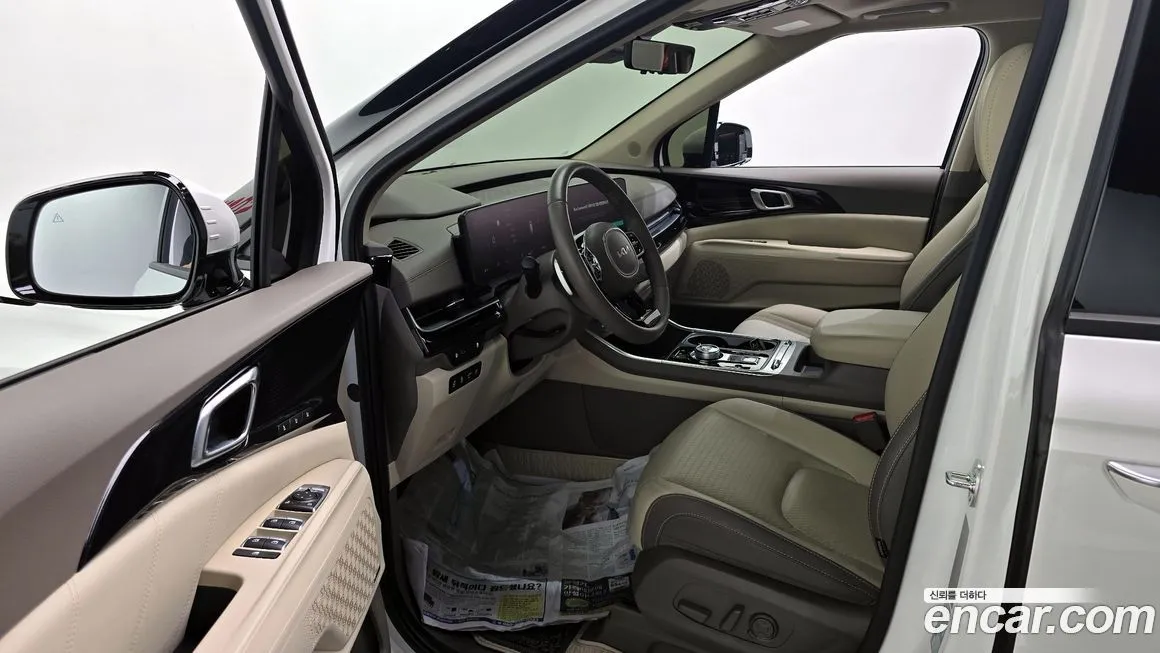 Kia Carnival — фото 10
