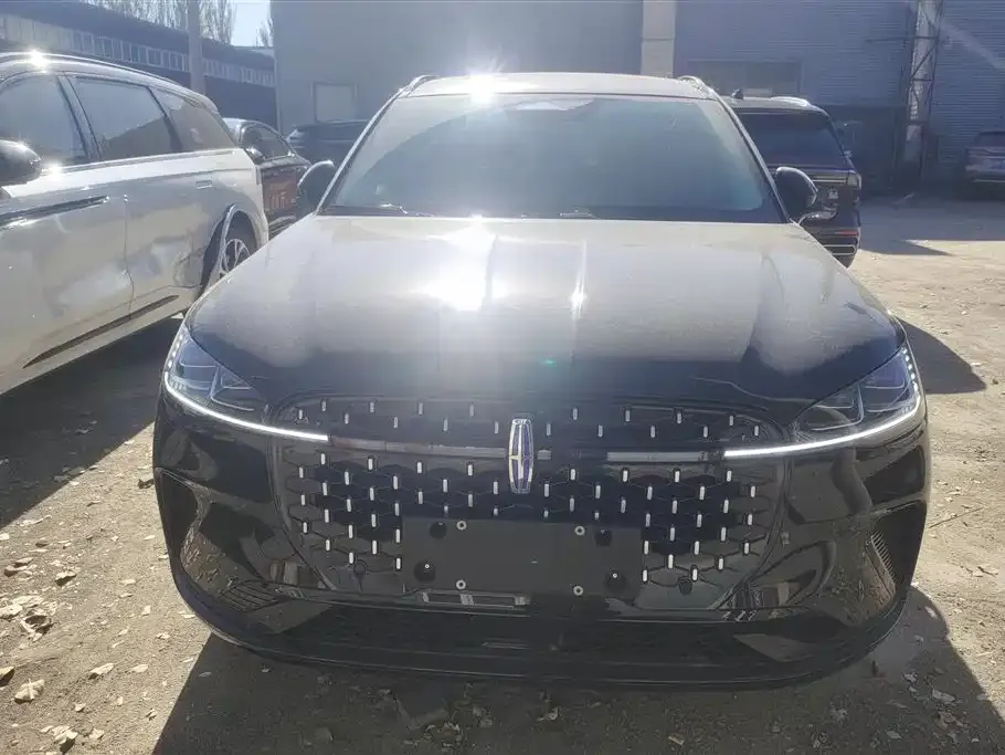 Lincoln Corsair 2025 из CN, фото 2