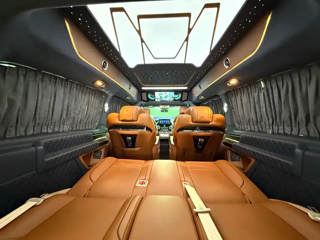 Mercedes-Benz Vito 2023 из CN, фото 7
