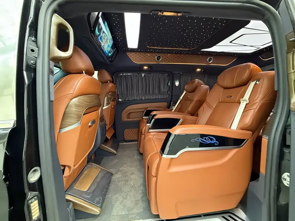 Mercedes-Benz Vito 2023 из CN, фото 9