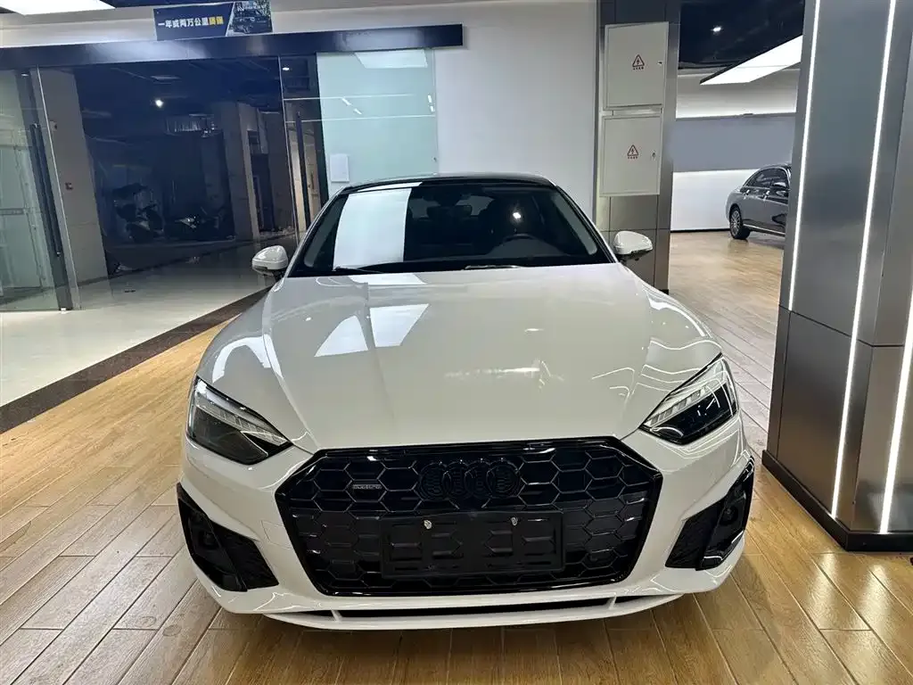 Audi A5 (Import) — фото 2