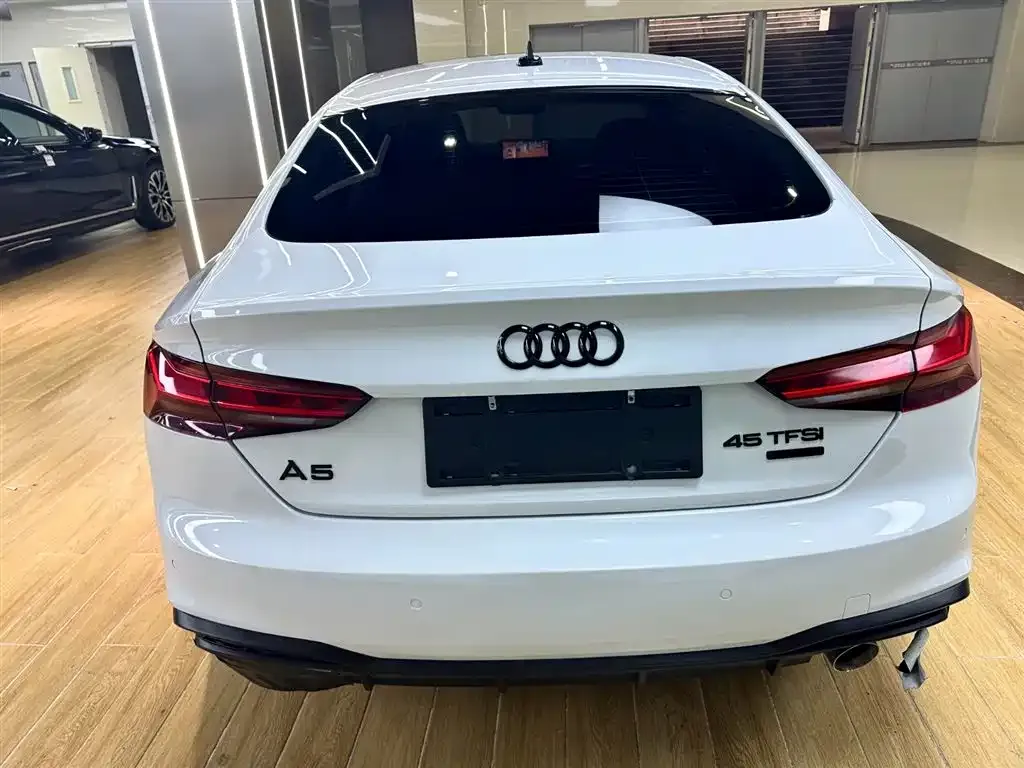 Audi A5 (Import) — фото 9