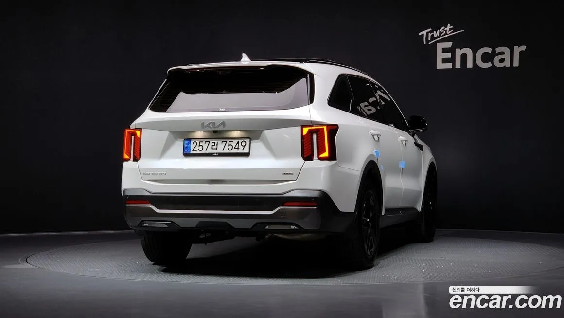 Kia Sorento — фото 4