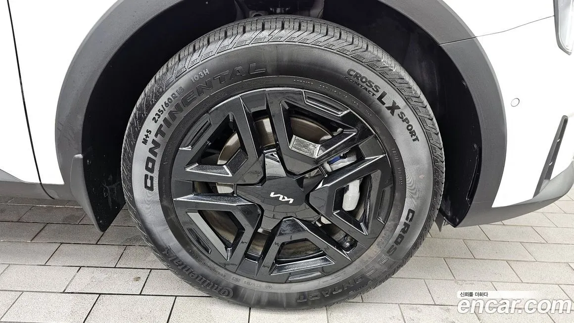 Kia Sorento — фото 5