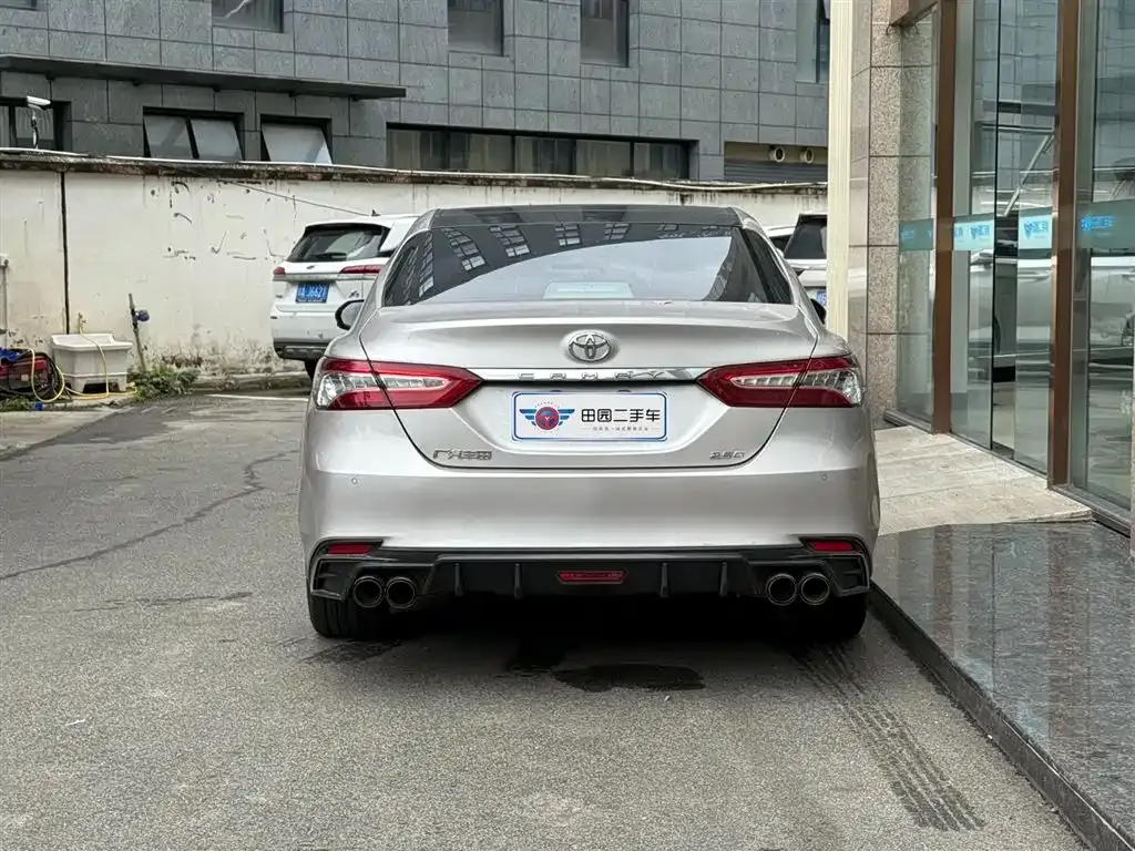 Toyota Camry 2021 из CN, фото 5