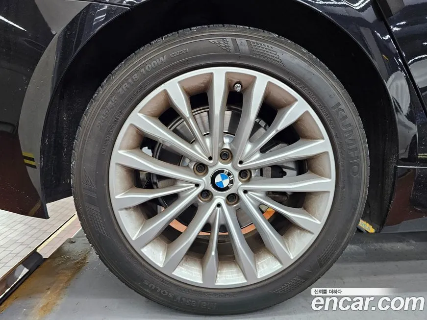 BMW 5-Series 2021 из KR, фото 8