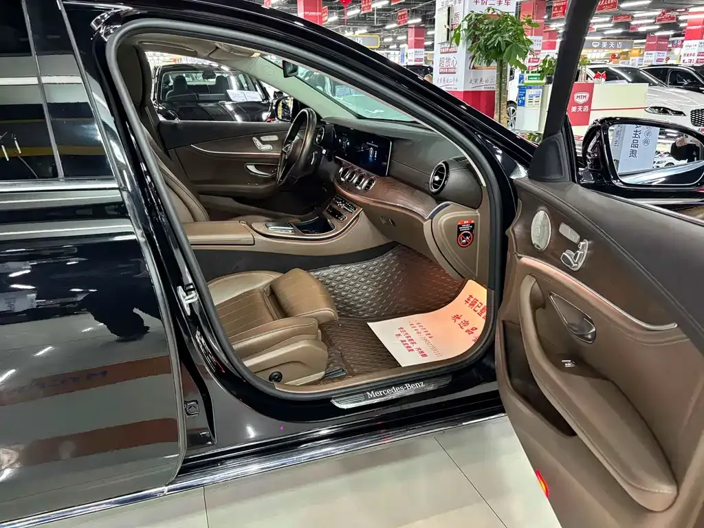 Mercedes-Benz E-Class 2022 из CN, фото 8
