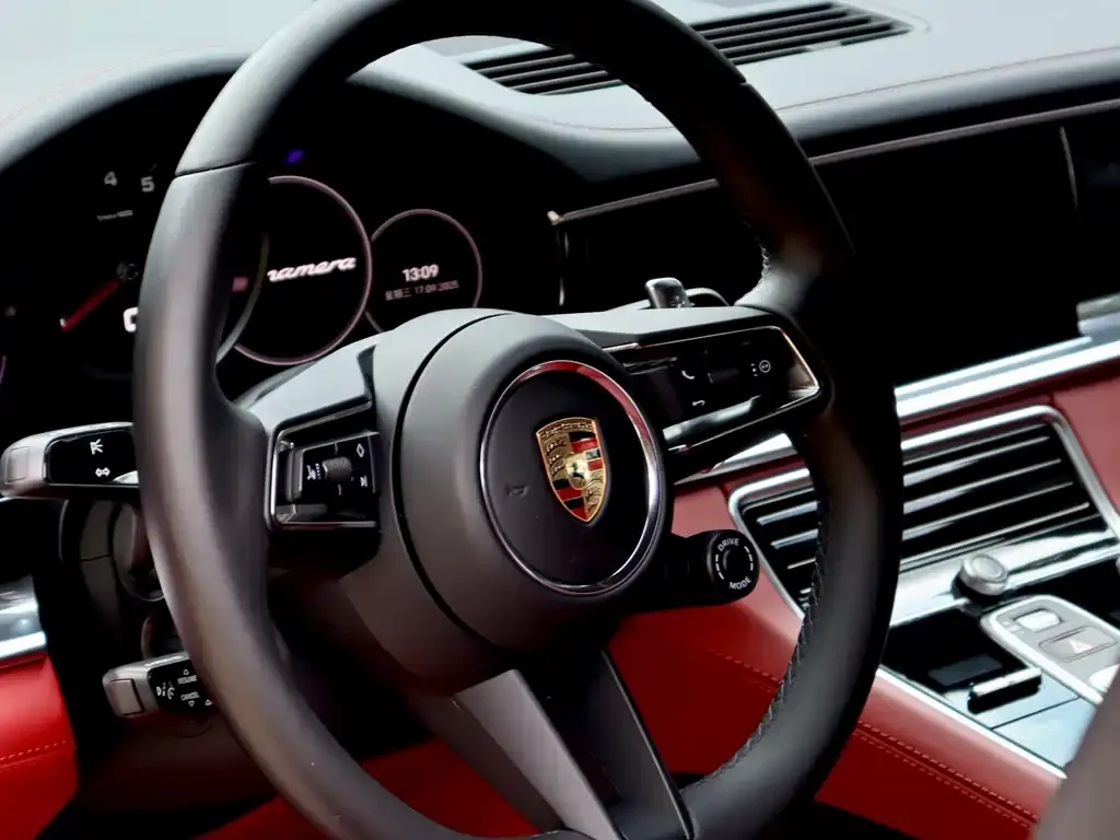 Porsche Panamera 2023 из CN, фото 7
