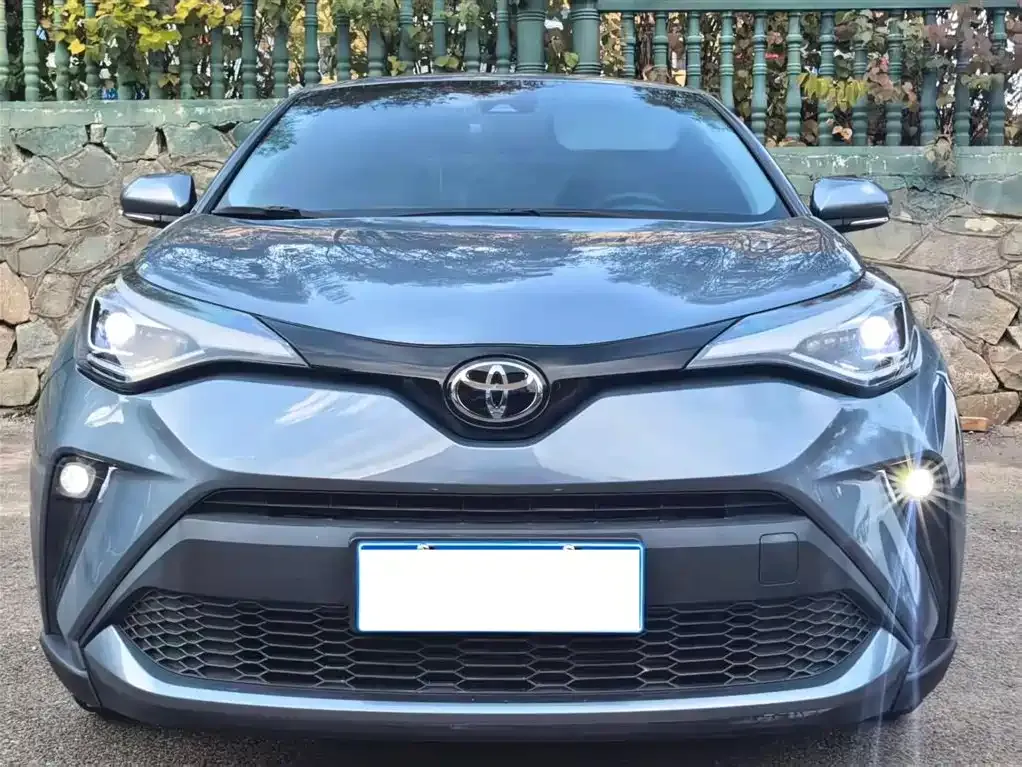 Toyota C-HR 2021 из CN, фото 2