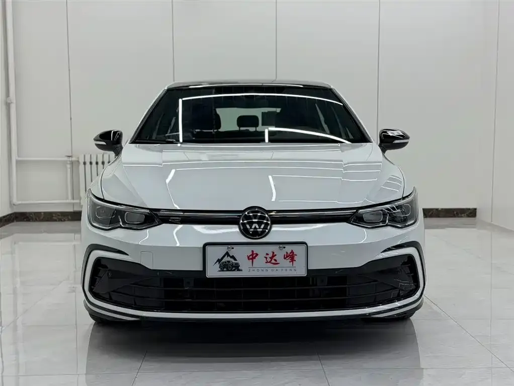 Volkswagen Golf 2022 из CN, фото 3