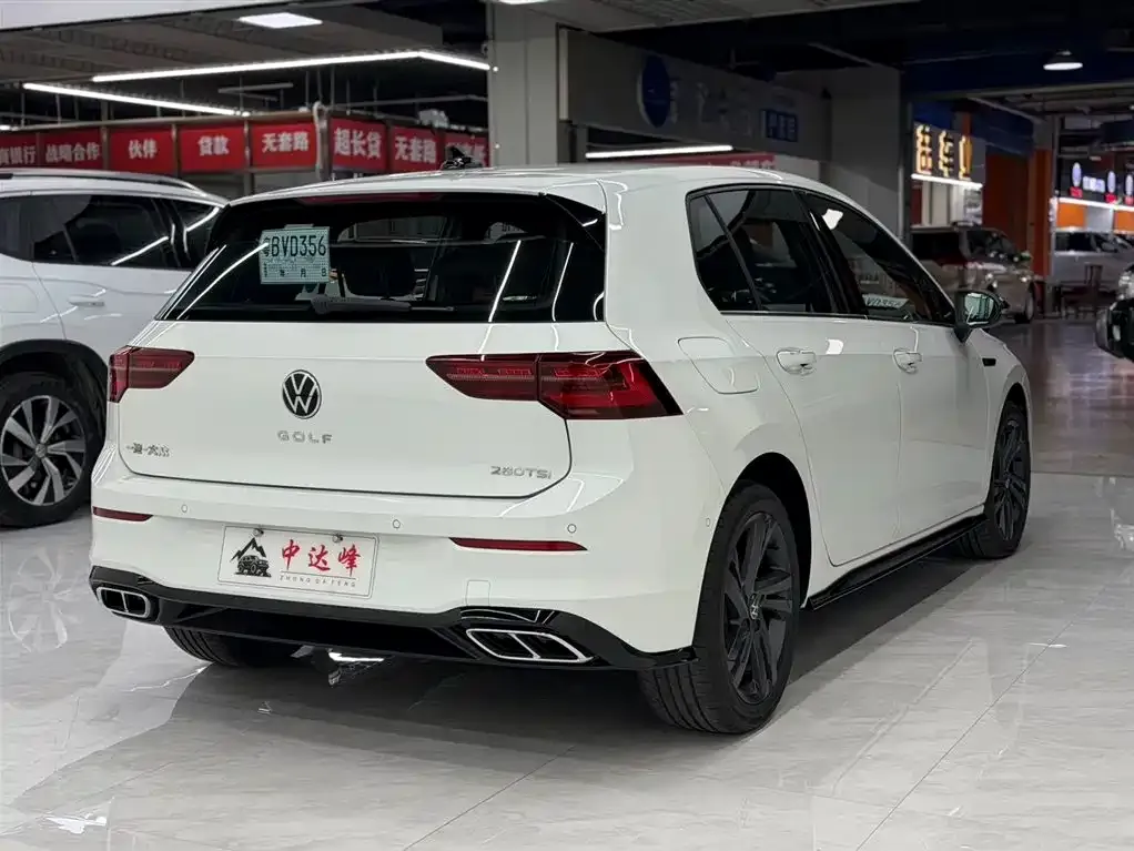 Volkswagen Golf 2022 из CN, фото 7