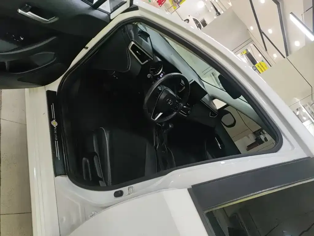 Toyota Corolla 2022 из CN, фото 8