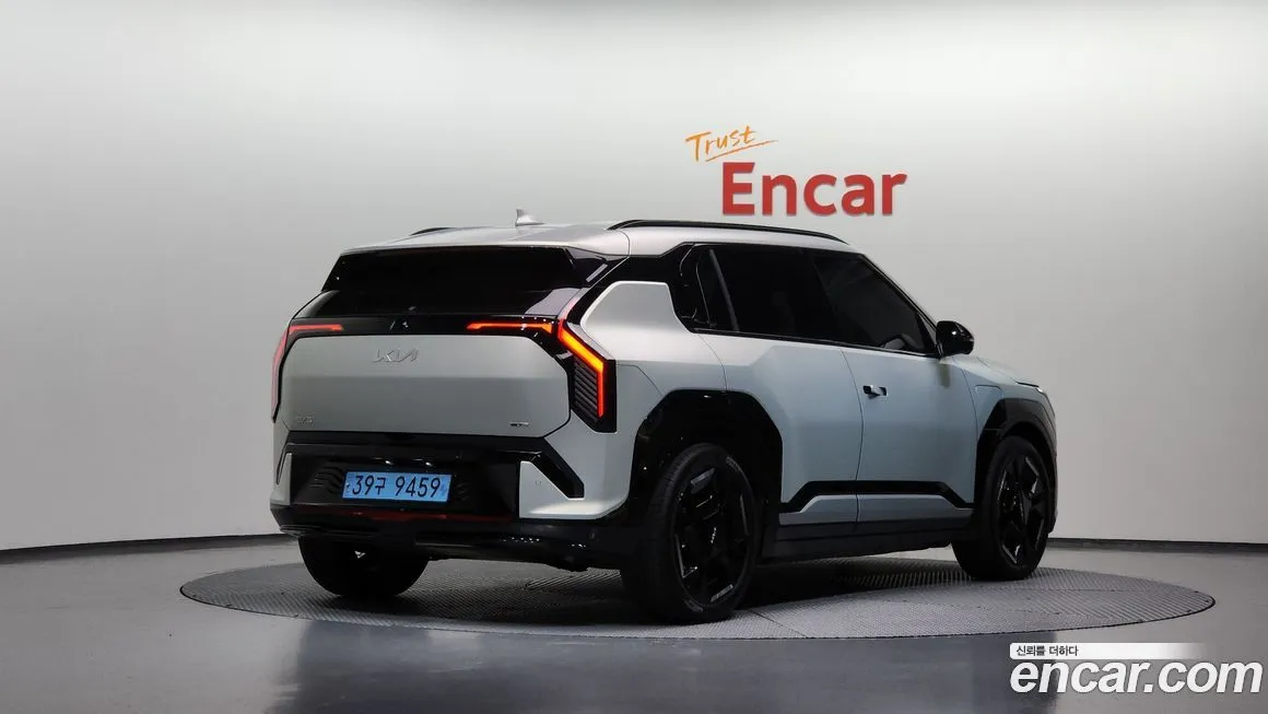Kia EV3 — фото 2