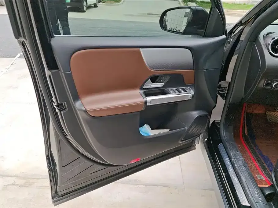Mercedes-Benz GLB 2023 из CN, фото 7