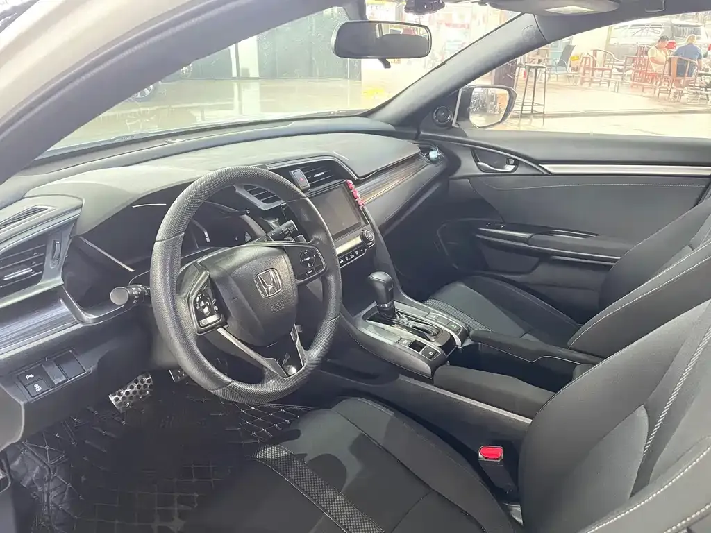 Honda Civic — фото 5