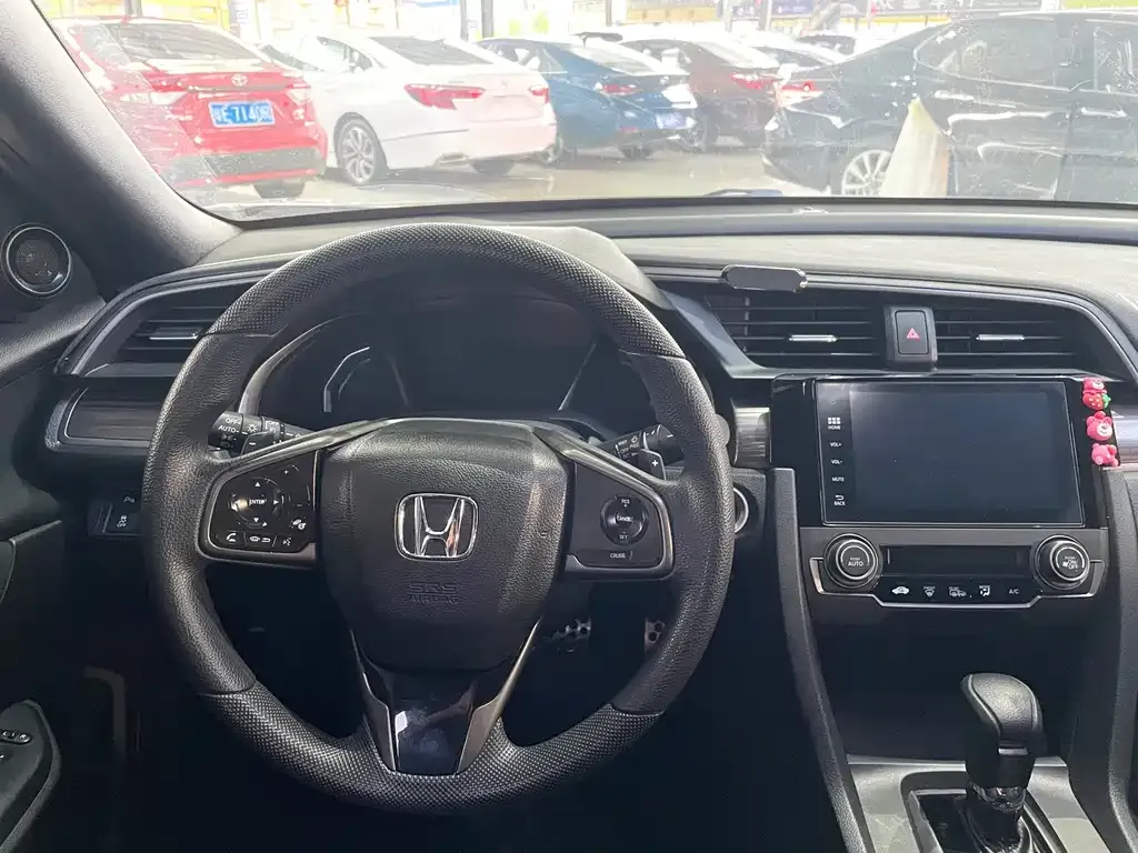 Honda Civic — фото 8