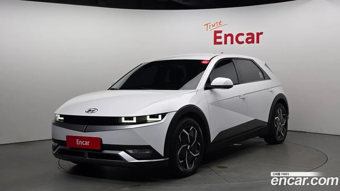 Hyundai Ioniq5 — фото 1