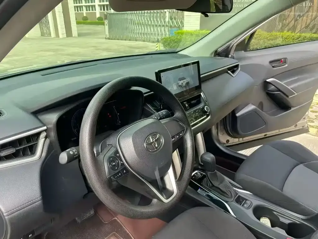 Toyota Frontlander 2024 из CN, фото 4