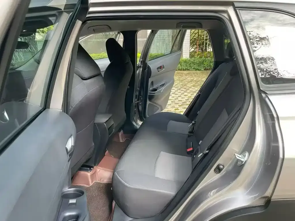 Toyota Frontlander 2024 из CN, фото 7