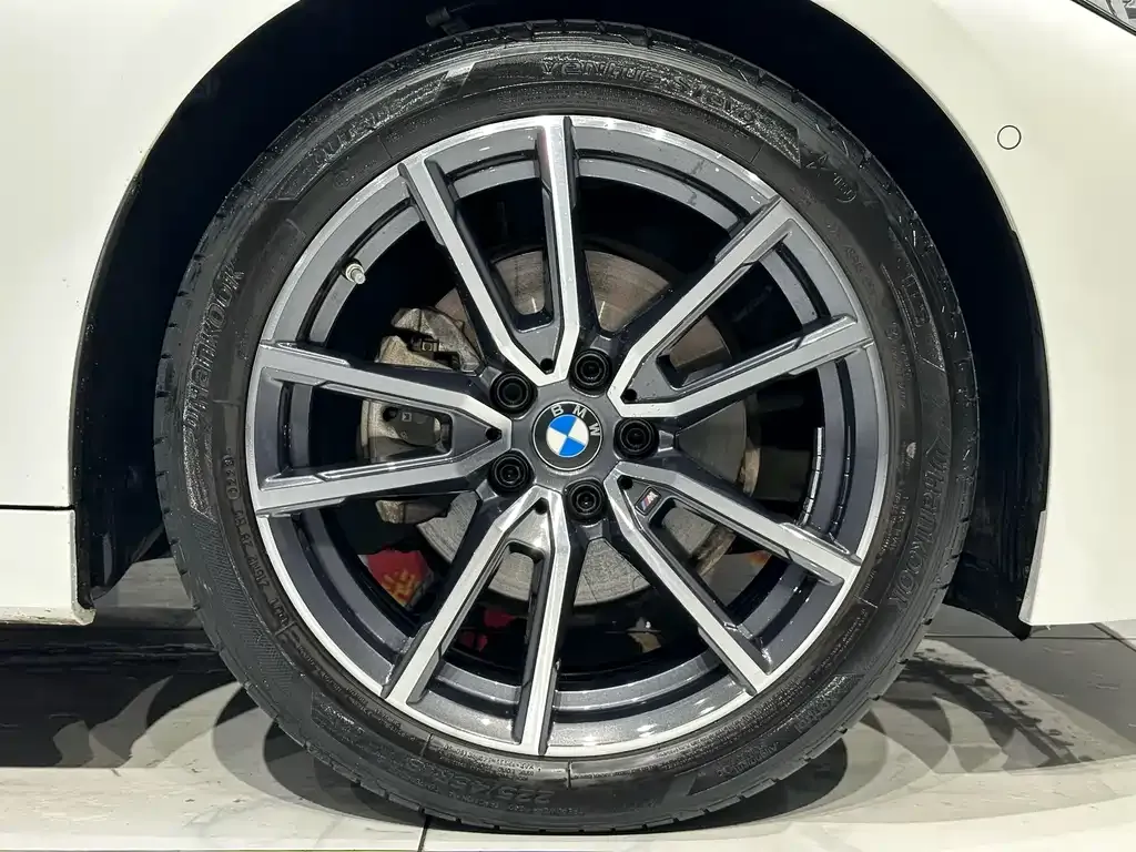 BMW 3 Series 2023 из CN, фото 4