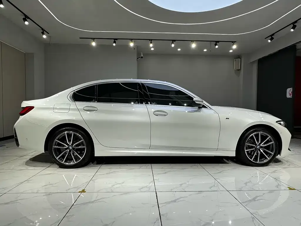 BMW 3 Series 2023 из CN, фото 5