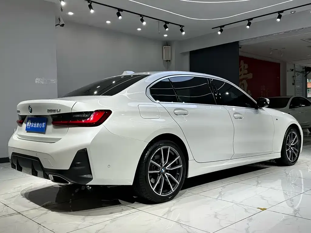 BMW 3 Series 2023 из CN, фото 6