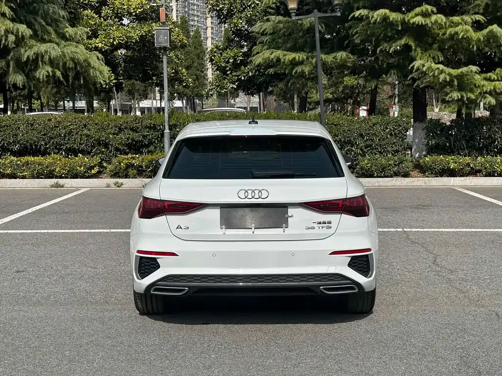 Audi A3 2023 из CN, фото 6